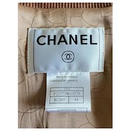 Chanel-Chaqueta de tweed de Chanel-Beige,Marrón claro