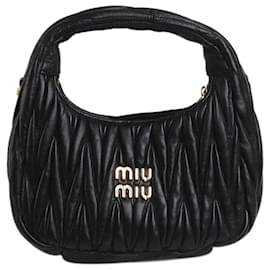 Miu Miu-Mini-sac hobo en cuir nappa matelassé Wander noir-Noir
