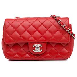 Chanel-Chanel Red Mini retangular clássico em pele de cordeiro com aba única-Vermelho