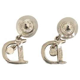 Dior-Dior D Logo Earrings Metal Earrings in Good condition-Other