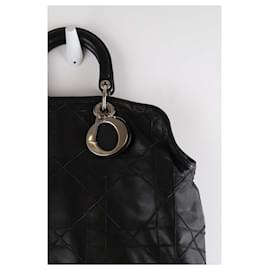 Dior-Leather Cerf Tote-Black