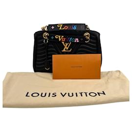 Louis Vuitton-Bolso tote Louis Vuitton New Wave Chain de cuero / muy bueno-Multicolor