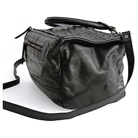 Givenchy-Givenchy Pandora Tasche aus schwarzem Leder -Schwarz