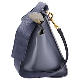 Céline-Celine Medium Trapeze Bag in Blue calf leather Leather-Blue