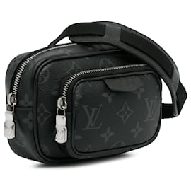 Louis Vuitton-Bolso exterior Taigarama con monograma Eclipse negro de Louis Vuitton-Negro
