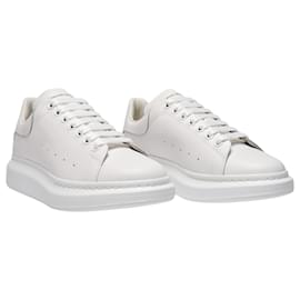 Alexander Mcqueen-Oversized  Sneakers - Alexander Mcqueen - White/White - Leather-White