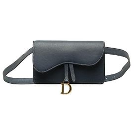 Dior Leder Satteltasche D Logo Gürteltasche in gutem Zustand Blau