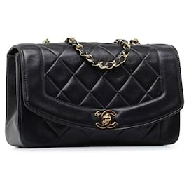 Chanel-Chanel Diana Flap Crossbody Bag Bolsa de ombro de couro em bom estado-Outro