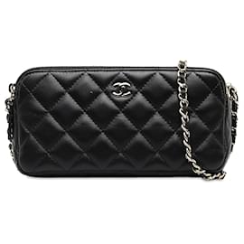 Chanel-Bolsa Chanel preta pequena CC acolchoada em pele de cordeiro com corrente-Preto