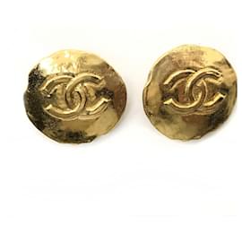 Chanel-Boucles d'oreilles vintage Chanel CC Coco Medallion Button-Bijouterie dorée