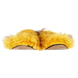 Gucci-Gucci Shearling Horsebit Mules in Yellow and Brown Wool-Yellow