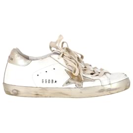 Golden Goose-Sneakers Golden Goose Super-Star in pelle bianca-Bianco