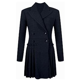 Chanel-Jaqueta vestido de tweed de 10 mil dólares.-Multicor