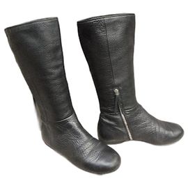 Miu Miu Boots Black