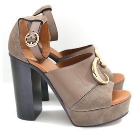 Chloé Chloe C logo platform sandals Taupe