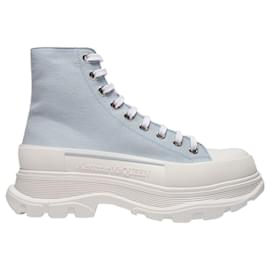 Alexander Mcqueen-Tread Slick Sneakers in Grey Canvas-Grey