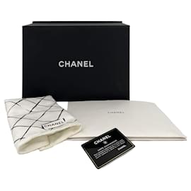 Chanel-Borsa media per ragazzo in pelle di agnello trapuntata Blu-Blu