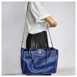 Valentino Garavani-Rockstud Medium calf leather Leather 2-Ways Tote Bag Blue-Blue