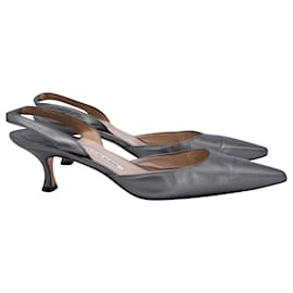 Manolo Blahnik-Manolo Blahnik Carolyne 50 Slingback-Pumps aus silbernem Leder -Silber