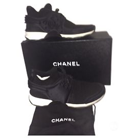 Chanel Sneaker schwarz Stoff Größe 39 Schwarz