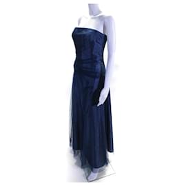 Vera Wang-Vestido de baile sem alças de tule-Azul marinho