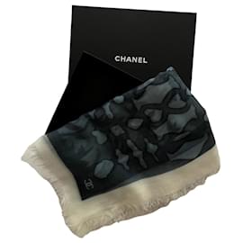 Chanel-Châle en cachemire Chanel-Bleu