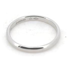 Van Cleef & Arpels-Van Cleef & Arpels Platinum Wedding Ring Metal Ring in Excellent condition-Other