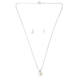 Tiffany & Co argento Victoria Platino, Set pendente e orecchini con perle e diamanti Argento