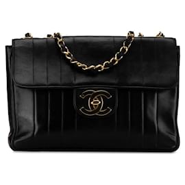 Chanel-Chanel Jumbo Vertical Quilt Leather Flap Bag Leather Shoulder Bag in Good condition-Other
