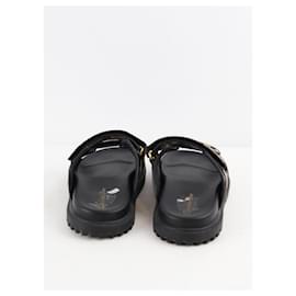 Dior-Sapatos de sandália de couro-Bege