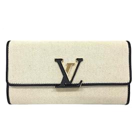 Louis Vuitton-Louis Vuitton Capucines-Beige