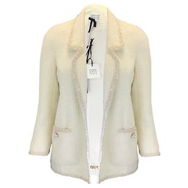 Edward Achour Veste en tweed bouclé ornée de perles ivoire Écru