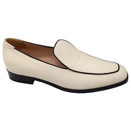 Autre Marque-Valentino Ivory / Black leather loafers-Cream