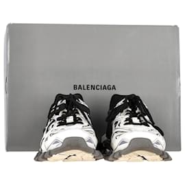 Balenciaga-Balenciaga Track.2 Sneakers in Poliuretano Bianco e Nero-Nero