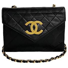 Chanel-Chanel CC Umhängetasche aus gestepptem Leder. Umhängetasche aus Leder in gutem Zustand-Andere