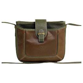 Loewe-Loewe Leather Crossbody Bag Leather Crossbody Bag in Good condition-Other