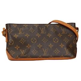 Louis Vuitton-Louis Vuitton Trotter Shoulder Bag Canvas Shoulder Bag M51240 in fair condition-Other