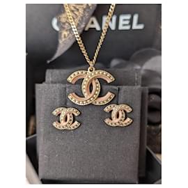 Chanel-CC A19S logo Pink Enamel GHW Pearl earrings necklace set box-Pink