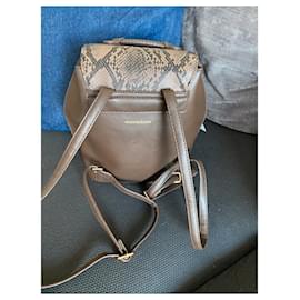 Second hand Alain Manoukian Women Bags - Joli Closet Second hand Alain Manoukian Women Bags - Joli Closet