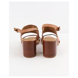 Tory Burch-Zapatos sandalias de cuero.-Castaño