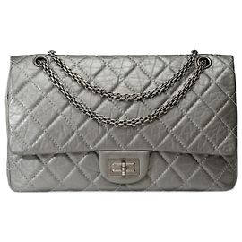 CHANEL 2.55 Bag in Silver Leather - 101896 Silvery