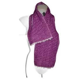 Fendi-scarf-Fuschia
