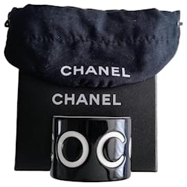 Chanel-Ärmelabschluss-Schwarz