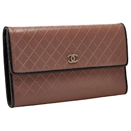 Chanel-Chanel Leather Bifold Long Wallet  Leather Long Wallet in Good condition-Other