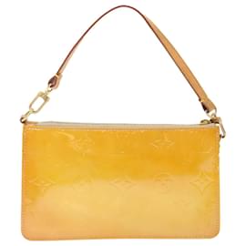 Louis Vuitton-Sacos de embreagem-Amarelo