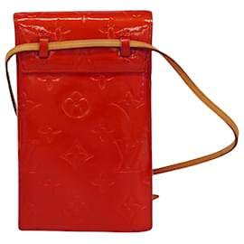 Louis Vuitton-Pochette-Rosso