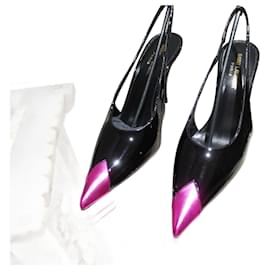 Saint Laurent-Saint Laurent Vesper Pumps

Saint Laurent Vesper Pumps-Schwarz,Fuschia