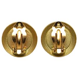 Chanel-CC Round Plate Earrings-Golden