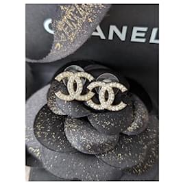 Chanel-Boîte de boucles d'oreilles logo en cristal classique CC A15V GHW-Doré