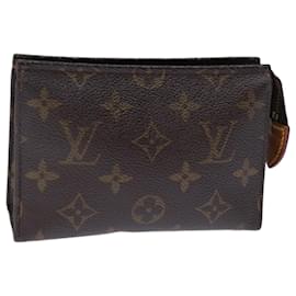 Louis Vuitton-LOUIS VUITTON Monogram Poche Toilette 15 Estuche M47546 LV Auth 73023-Monograma